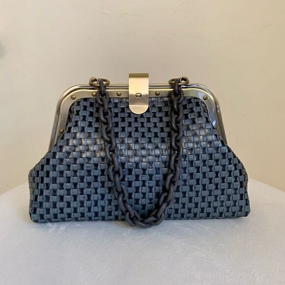 Chic Design Handmade Genuine Woven Leather Push Lock Clutch/Wristlet/Crossbody - Picture 1 of 16